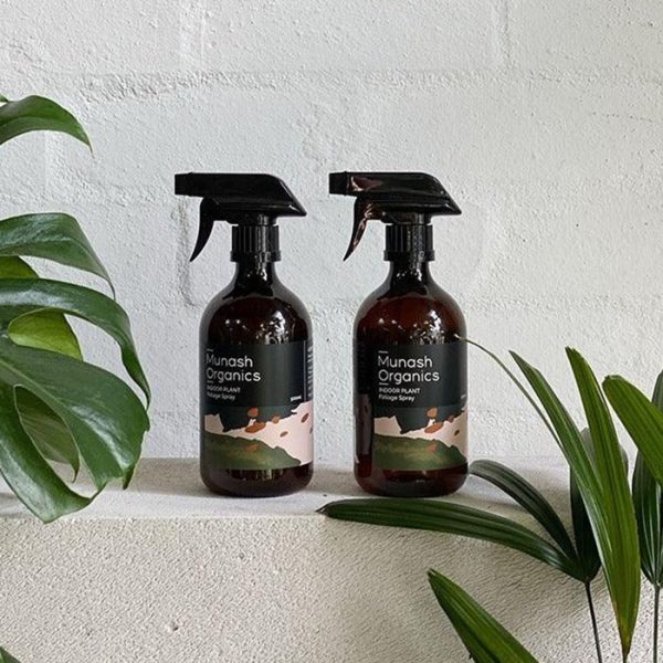 اسپری شاخ و برگ گیاهان داخلی